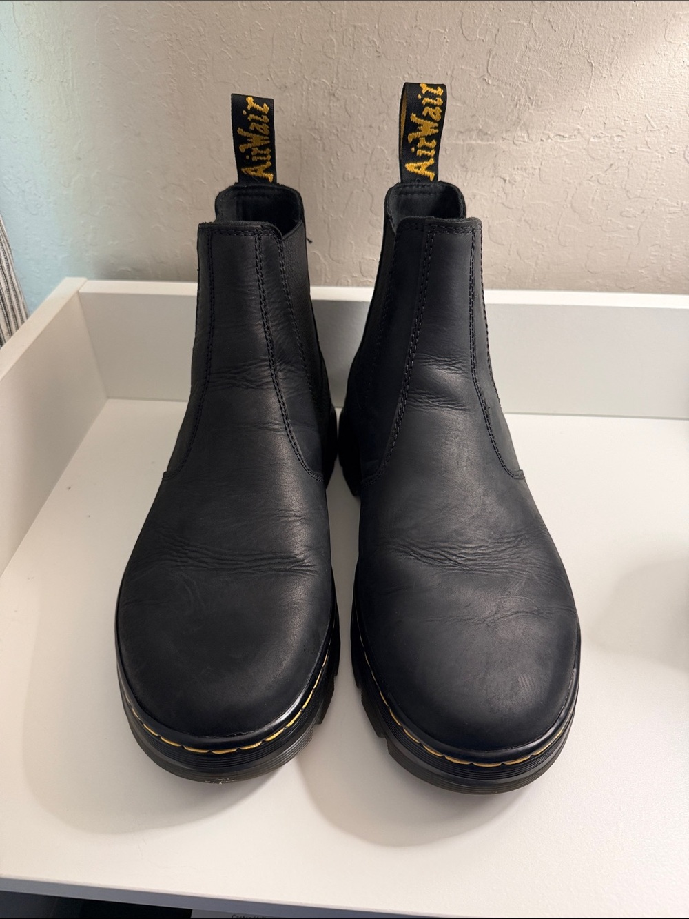 Dr. Martens Unisex Embury Chelsea Boot - Picture 3 of 6